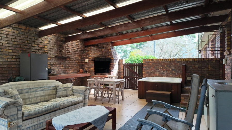 4 Bedroom Property for Sale in Heather Park Western Cape